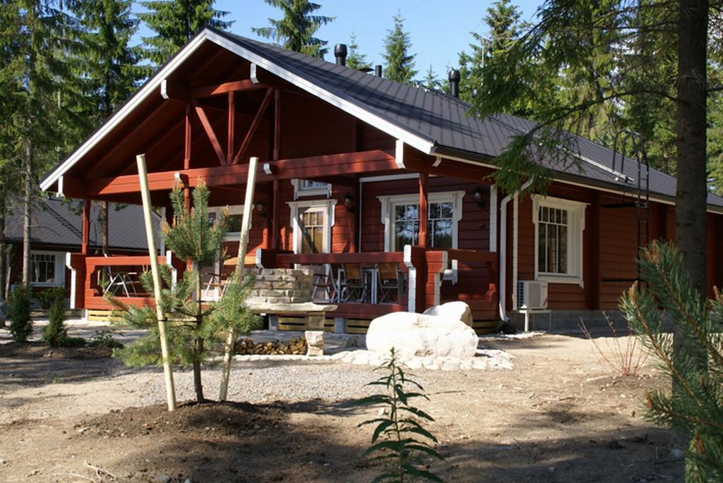 Kartanohotelli Satulinna Huvilat Hirvensalmi Dış mekan fotoğraf