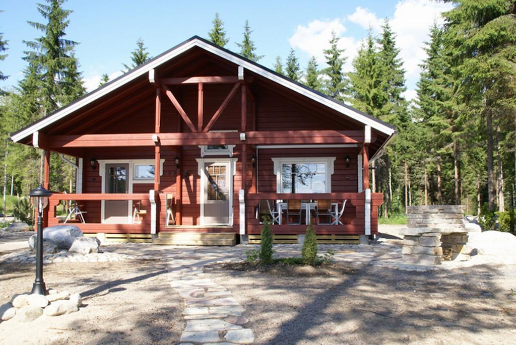Kartanohotelli Satulinna Huvilat Hirvensalmi Oda fotoğraf