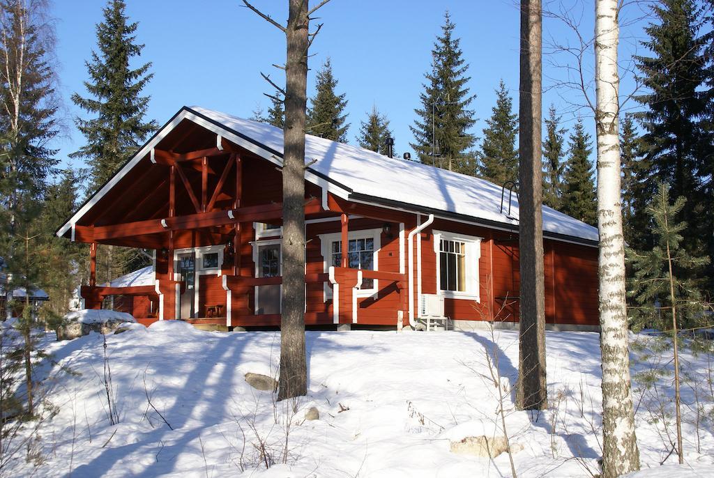 Kartanohotelli Satulinna Huvilat Hirvensalmi Oda fotoğraf