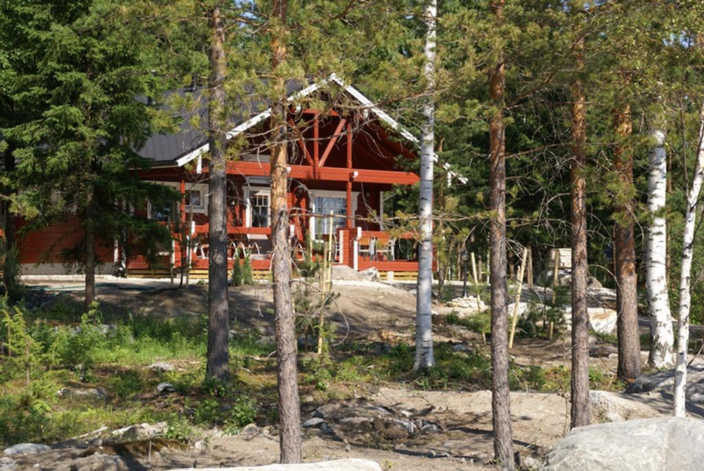 Kartanohotelli Satulinna Huvilat Hirvensalmi Dış mekan fotoğraf